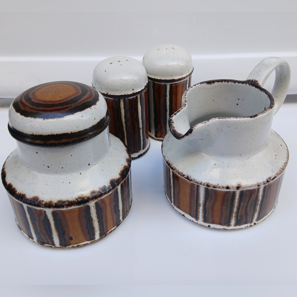 Rustic Mid-Century Midwinter Stonehenge Earth Stoneware Dinnerware Set